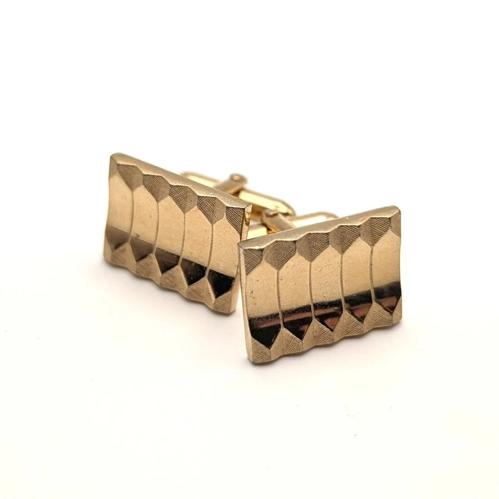60s Swank Vintage Cufflinks Gold Tone Textured Geometric Rectangular Toggle Back